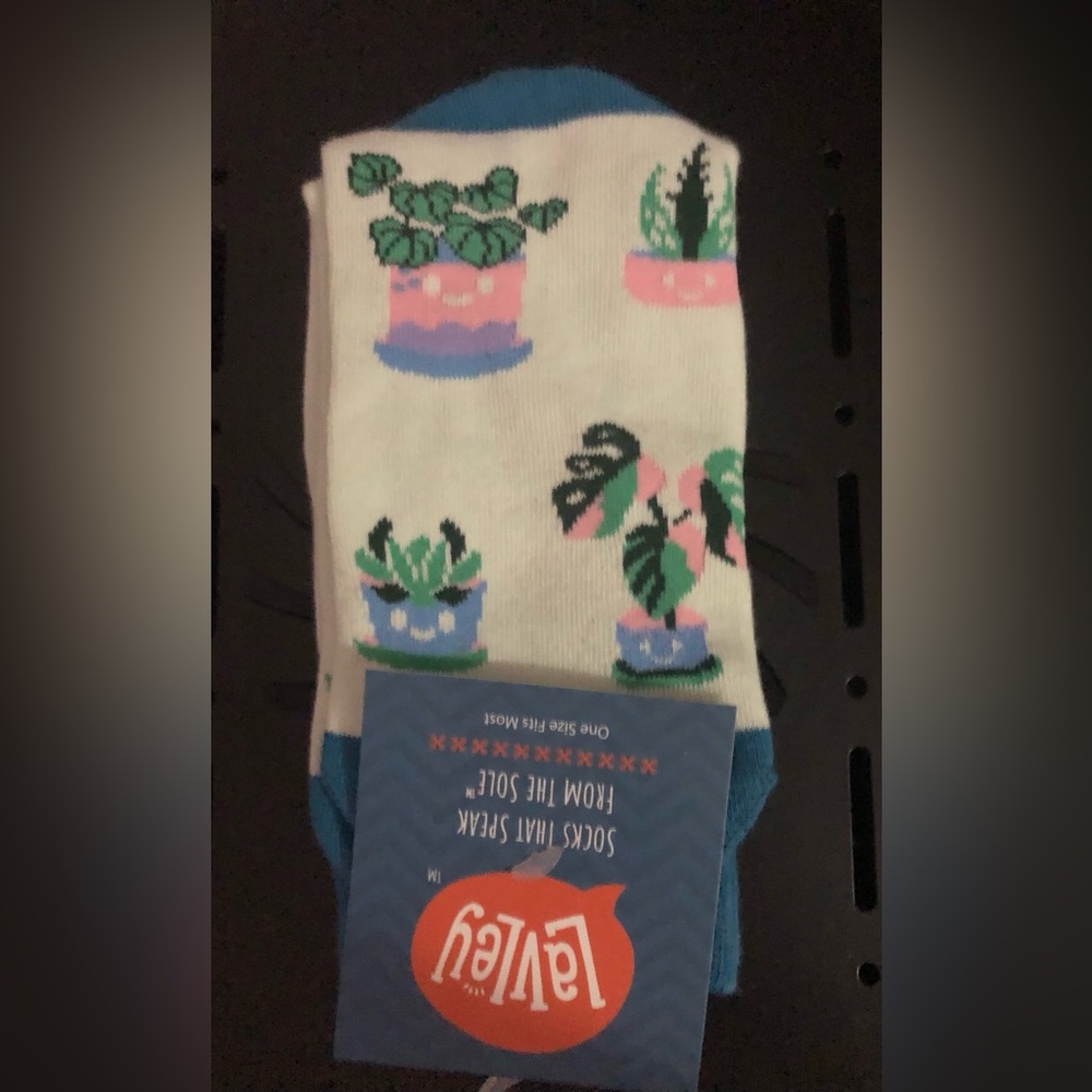 Plant lovers gift! Plant Pattern Crew Socks - White with Green & Pink